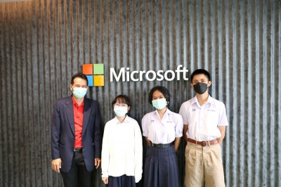 LINE_ALBUM_Ict_220831_2.jpg