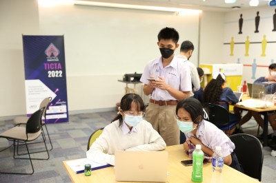 LINE_ALBUM_Ict_220831_8.jpg